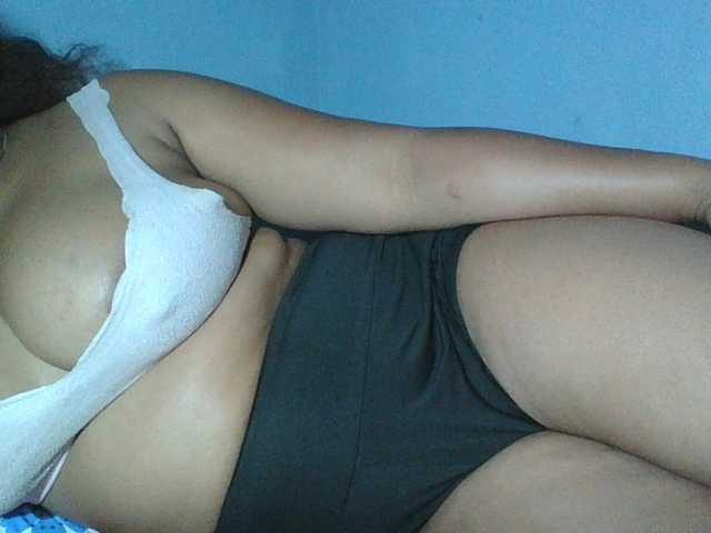 Beauty-Boobs live webcam show