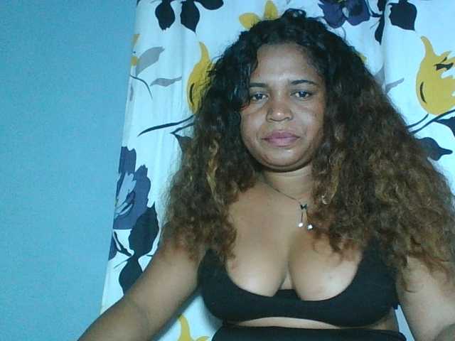 Beauty-Boobs live webcam show