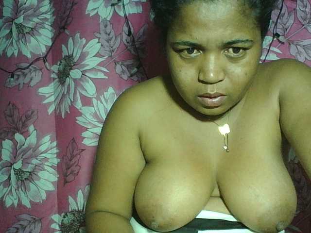 Beauty-Boobs live webcam show