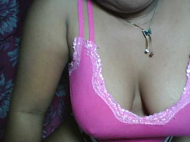 Beauty-Boobs live cam on BongaCams