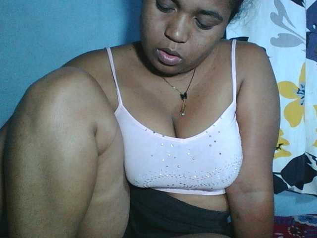 Beauty-Boobs live cam preview