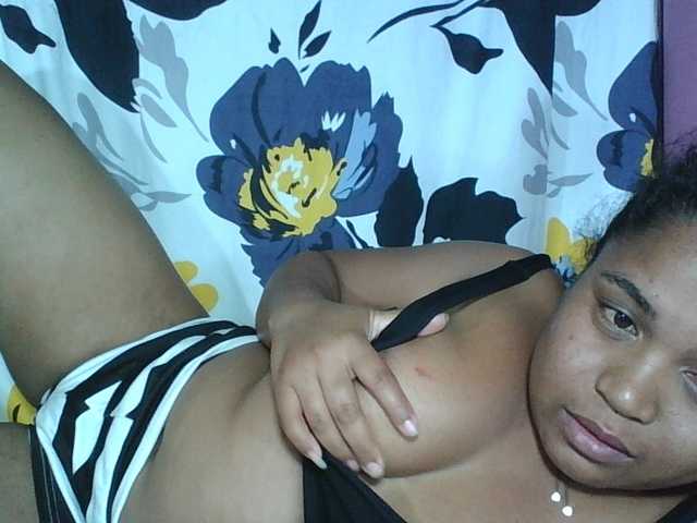 Beauty-Boobs live webcam show