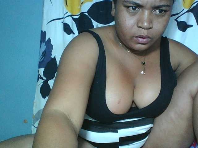 Beauty-Boobs live webcam show