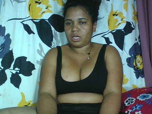 Beauty-Boobs live webcam show