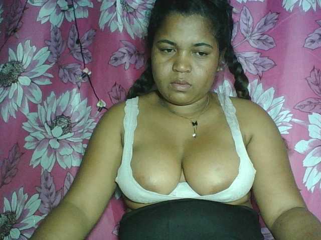 Beauty-Boobs live webcam show