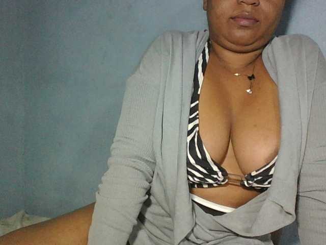 Beauty-Boobs, en vivo ahora en BongaCams