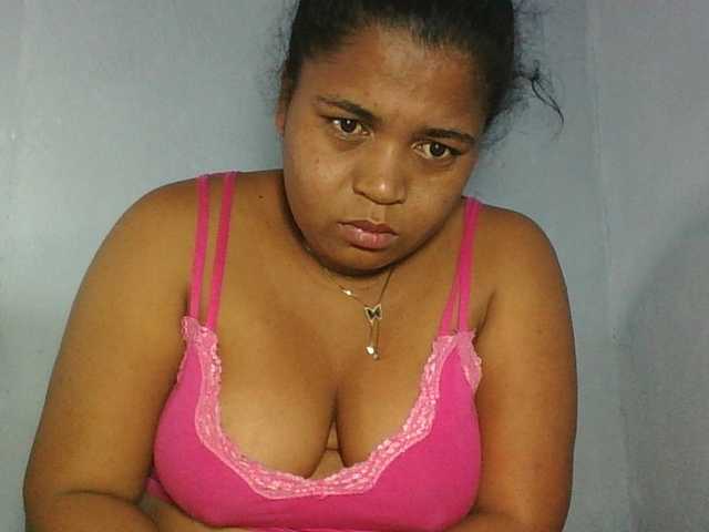 Beauty-Boobs live webcam show