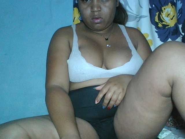 Beauty-Boobs live cam