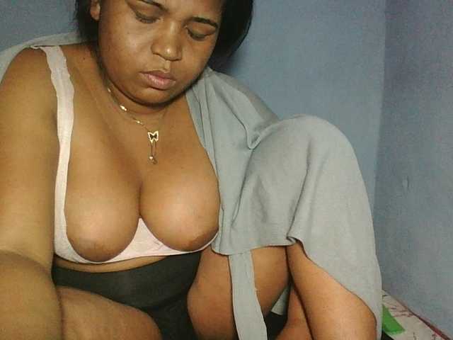 Beauty-Boobs live cam