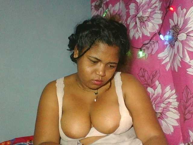 Beauty-Boobs live cam on BongaCams