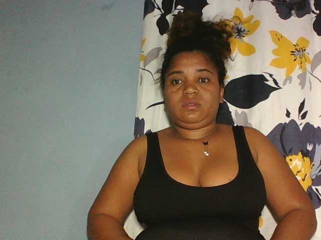Beauty-Boobs live webcam show