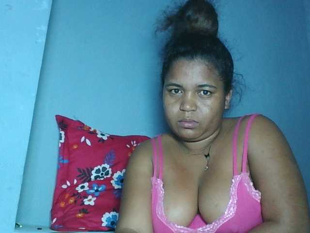 Beauty-Boobs live webcam show