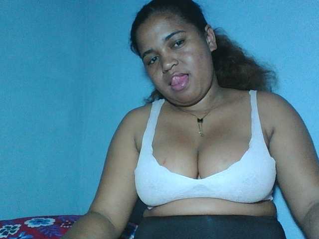 Beauty-Boobs live webcam show