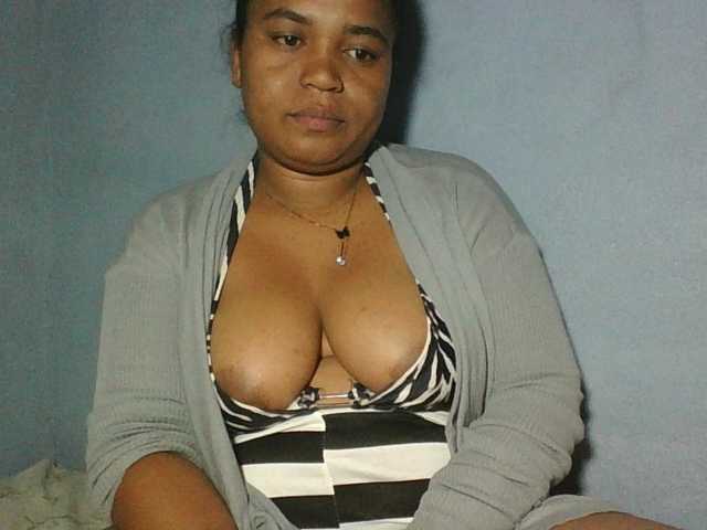 Beauty-Boobs, en vivo ahora en BongaCams
