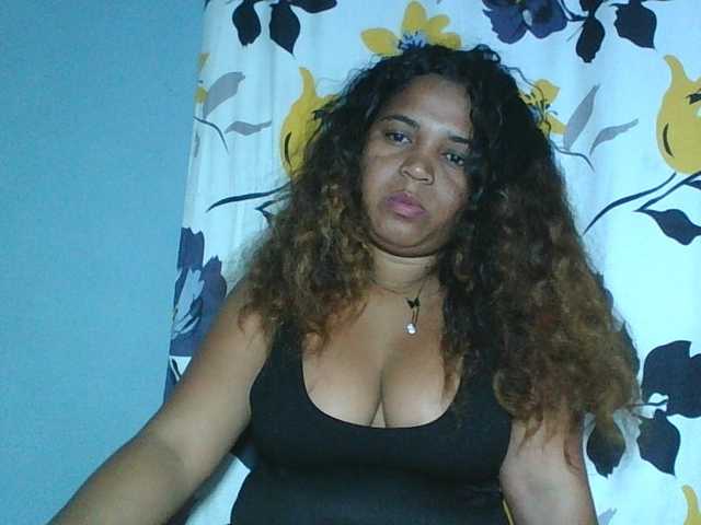 Beauty-Boobs live webcam show