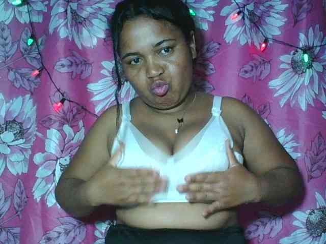 Beauty-Boobs webcam