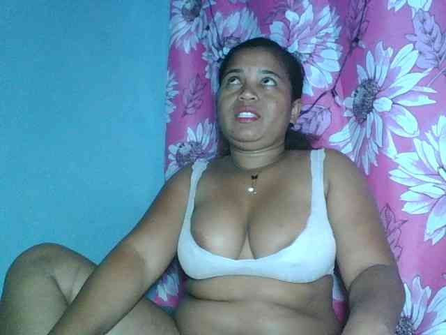 Beauty-Boobs webcam