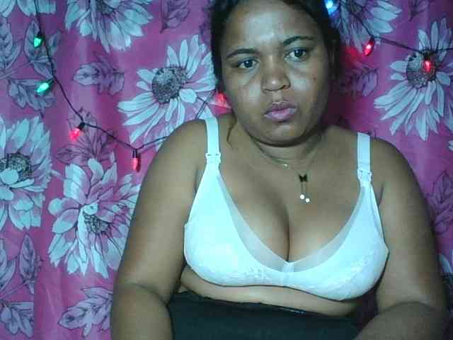 Beauty-Boobs webcam