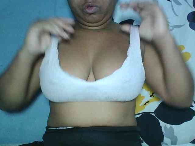 Beauty-Boobs webcam