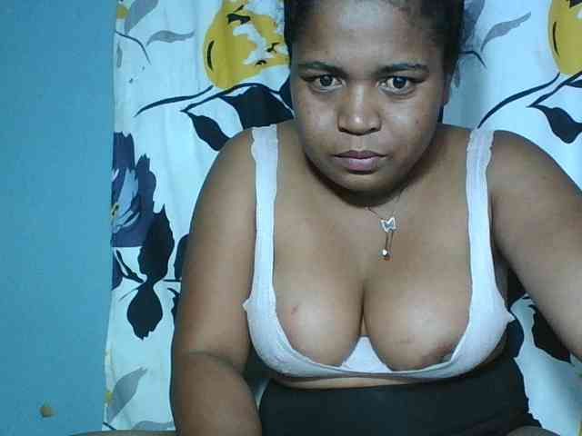 beauty-boobs's live room