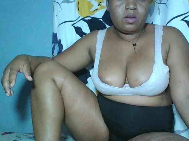 beauty-boobs's live room
