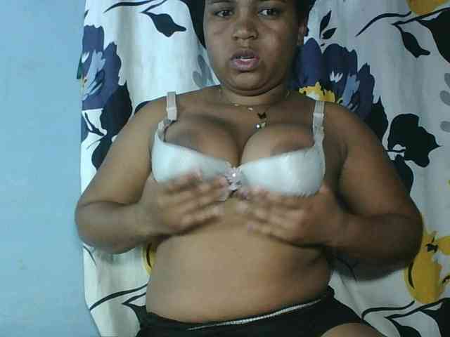 Beauty-Boobs webcam