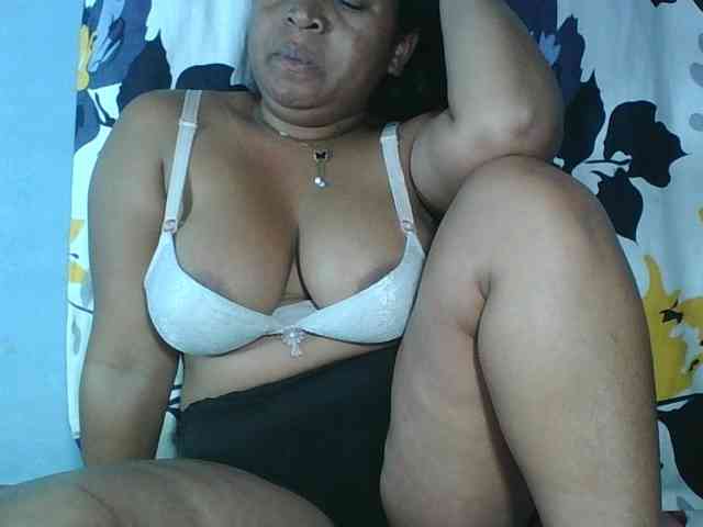 Beauty-Boobs webcam
