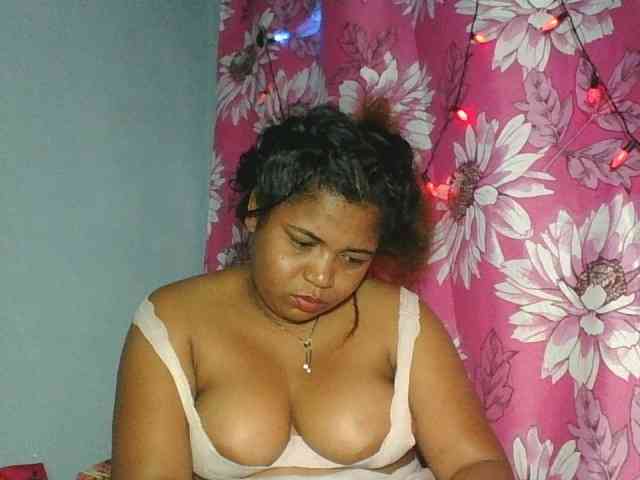 Beauty-Boobs webcam