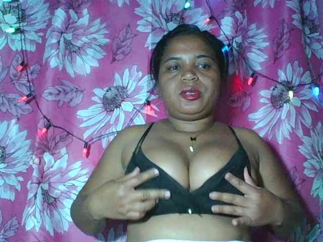 Beauty-Boobs webcam