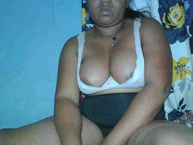 Beauty-Boobs webcam