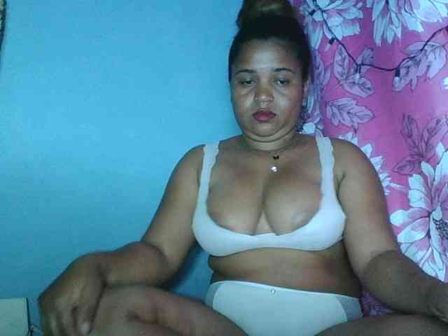 Beauty-Boobs webcam