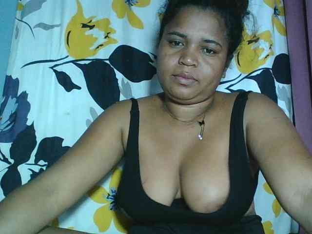 beauty-boobs's live room