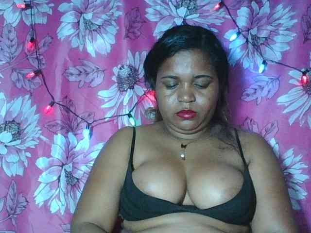 Beauty-Boobs webcam