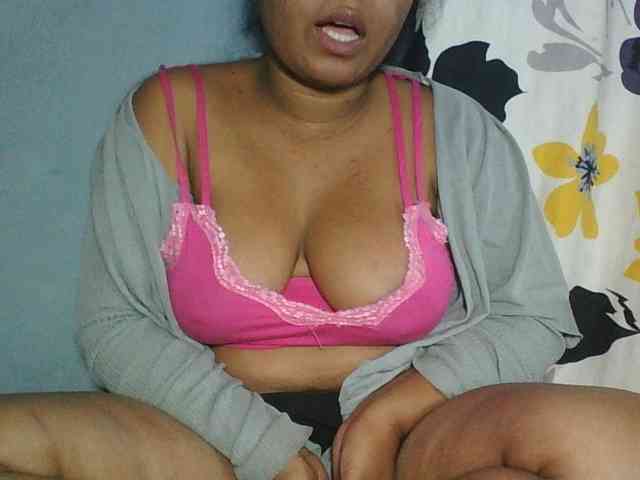 Beauty-Boobs webcam
