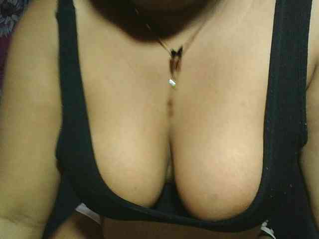 Beauty-Boobs webcam