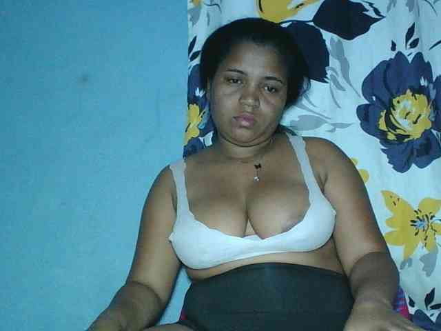 beauty-boobs's live room