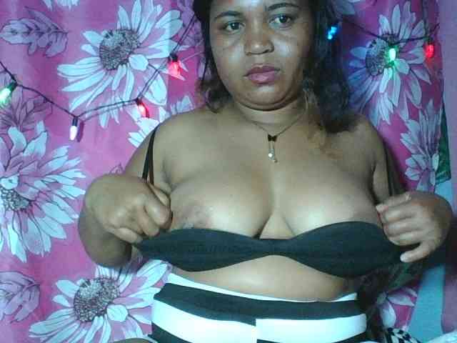 Beauty-Boobs webcam