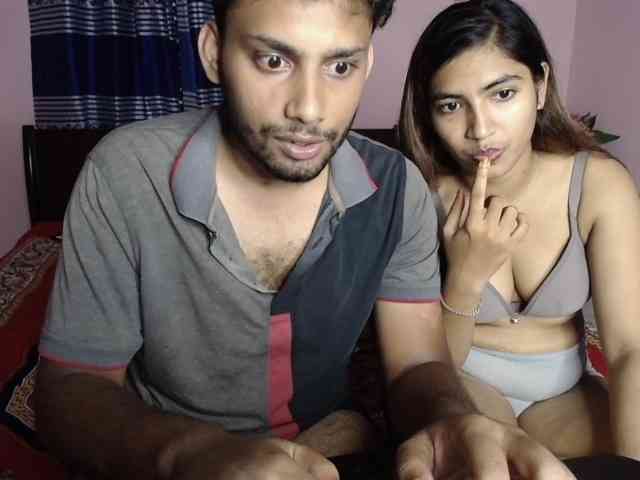 HornyCouple07 webcam