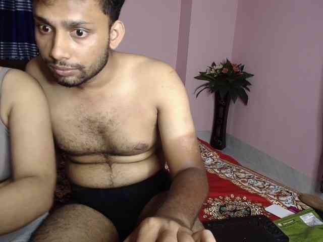 HornyCouple07 webcam