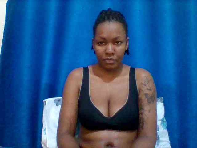 Mona2002 Mona2002