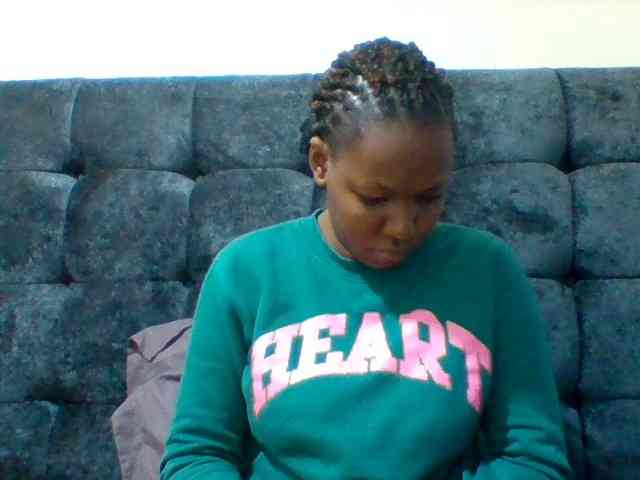Mona2002