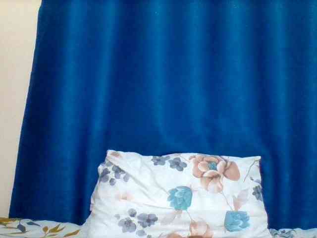 Mona2002 webcam
