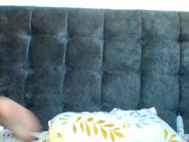 Mona2002 webcam