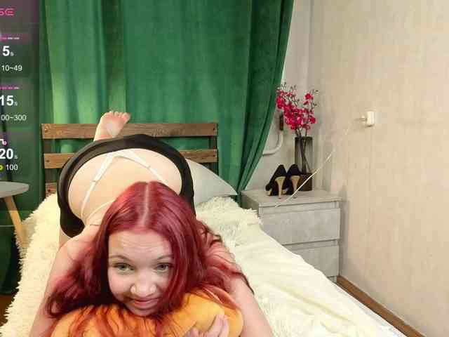 AnnyYammy webcam