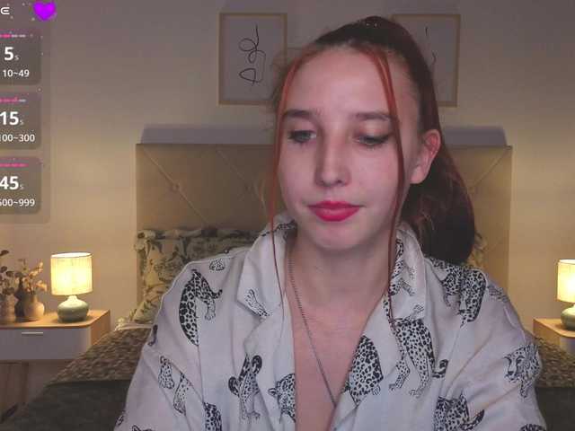 Little-tits live cam on BongaCams