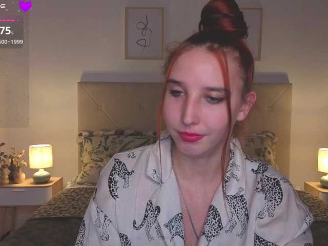 Little-tits live cam on BongaCams