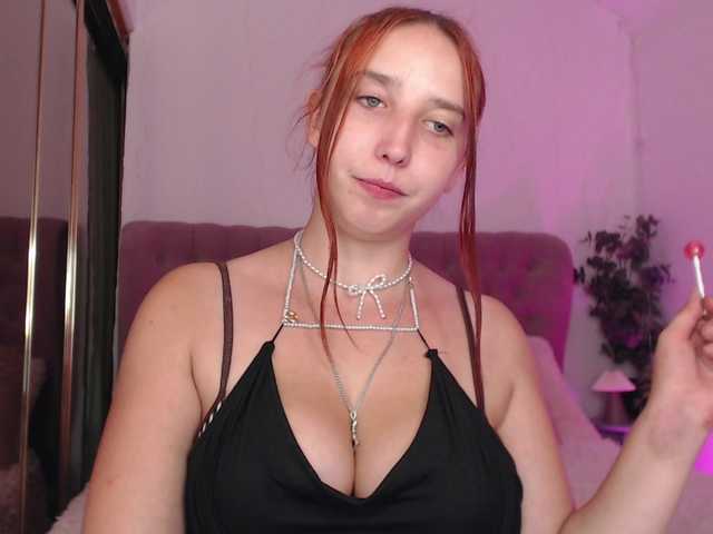 Little-tits live cam on BongaCams