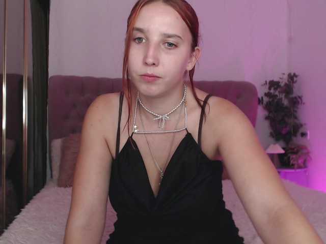 Little-tits live cam on BongaCams