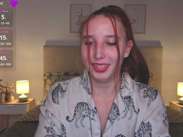 Little-tits live cam on BongaCams