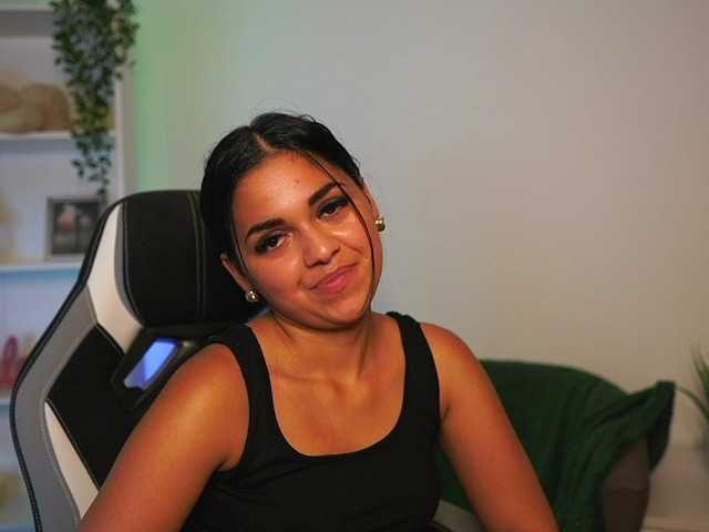 NissaKate live webcam show